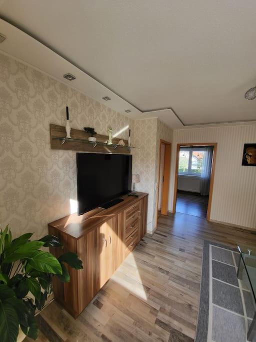 Schoene Wohnung Mit Eigenem Eingang Und Parkplatz Fulda Exterior foto